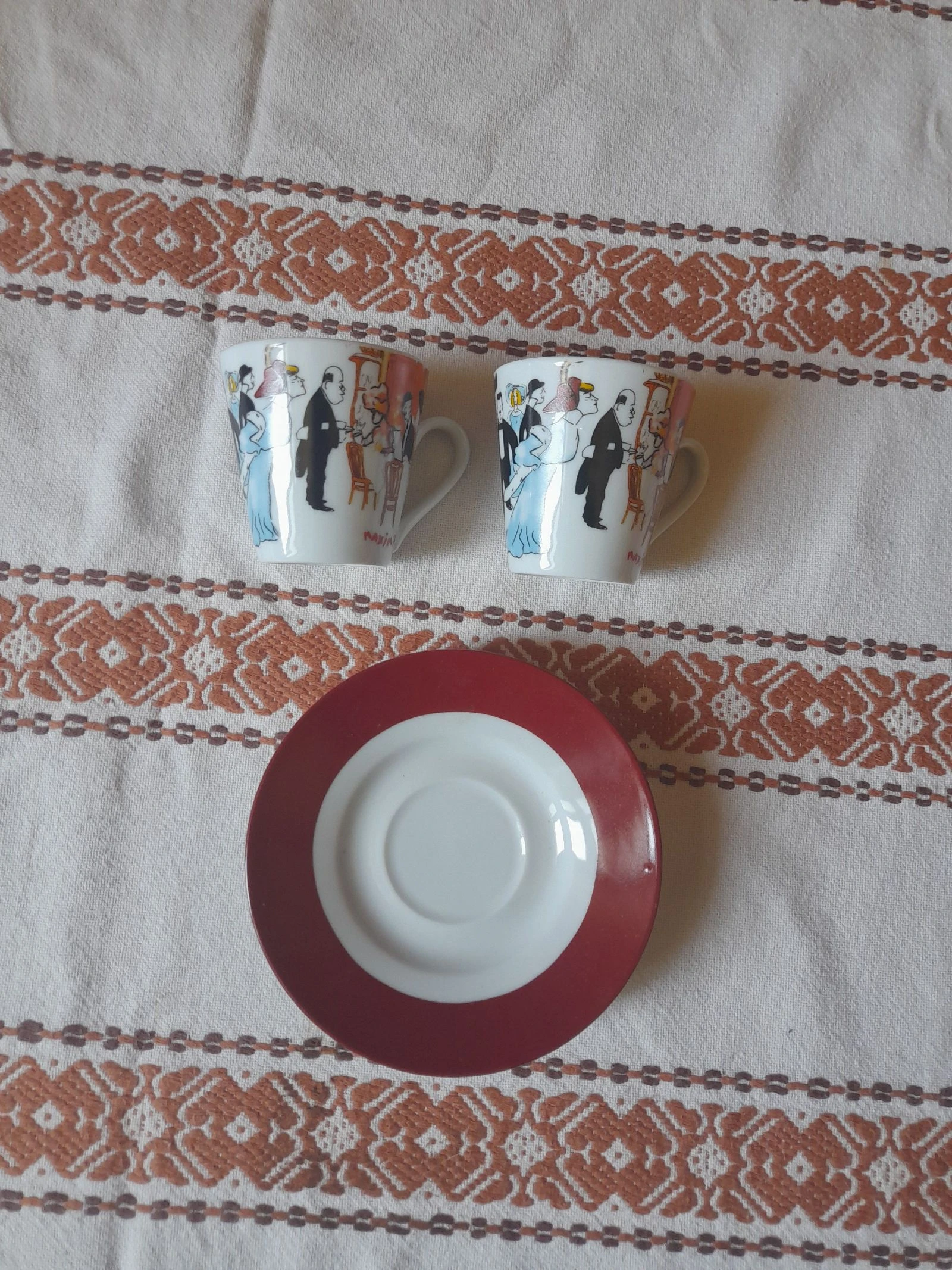 Coffee cup with saucer – photo 4